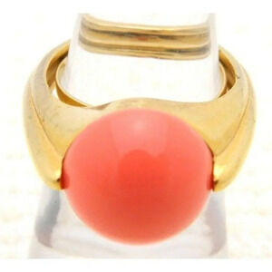 VTG CROWN TRIFARI Gold Tone Art Deco Style Faux Coral Lucite Ring